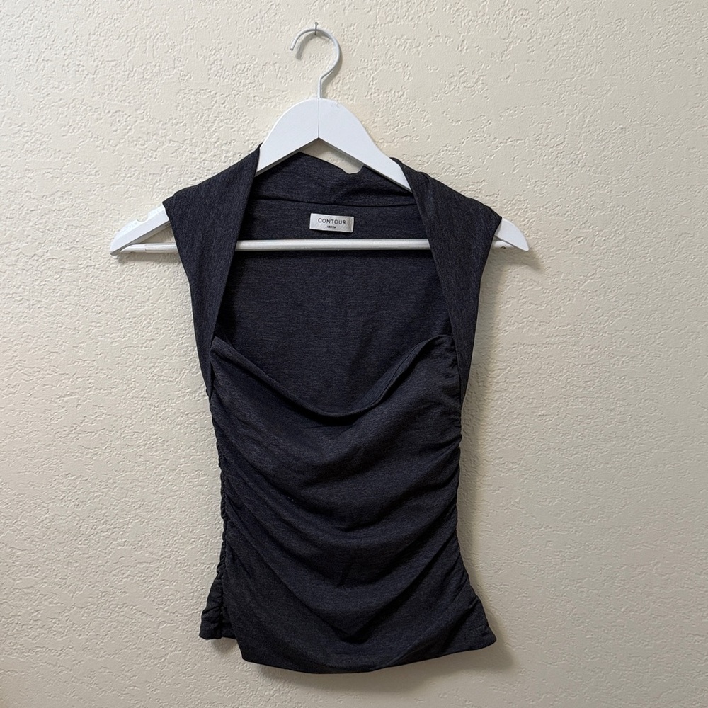 Aritzia Contour Flourish Top